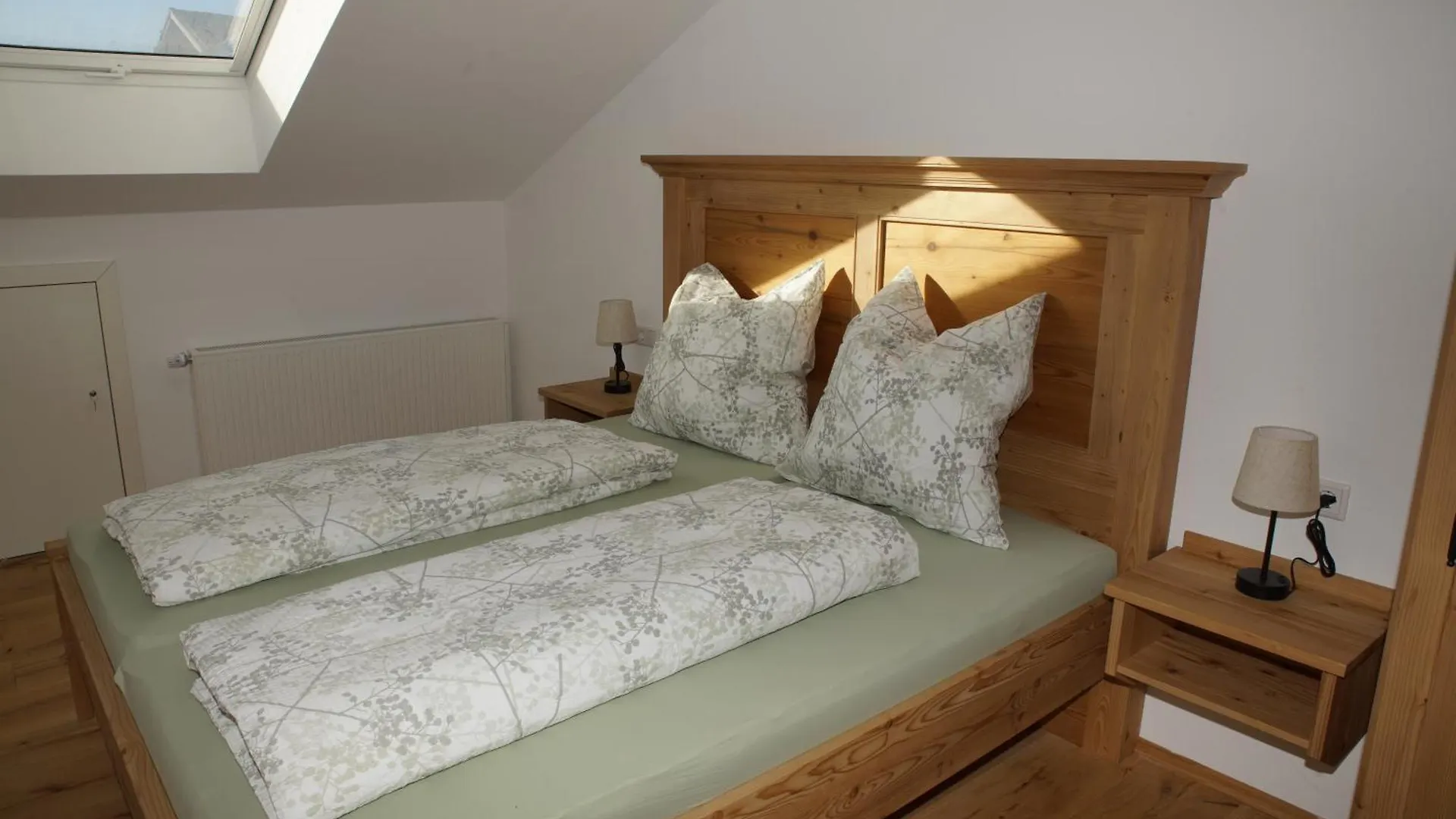 شقة Bauernhof Hipp Ferienwohnung سيغ
